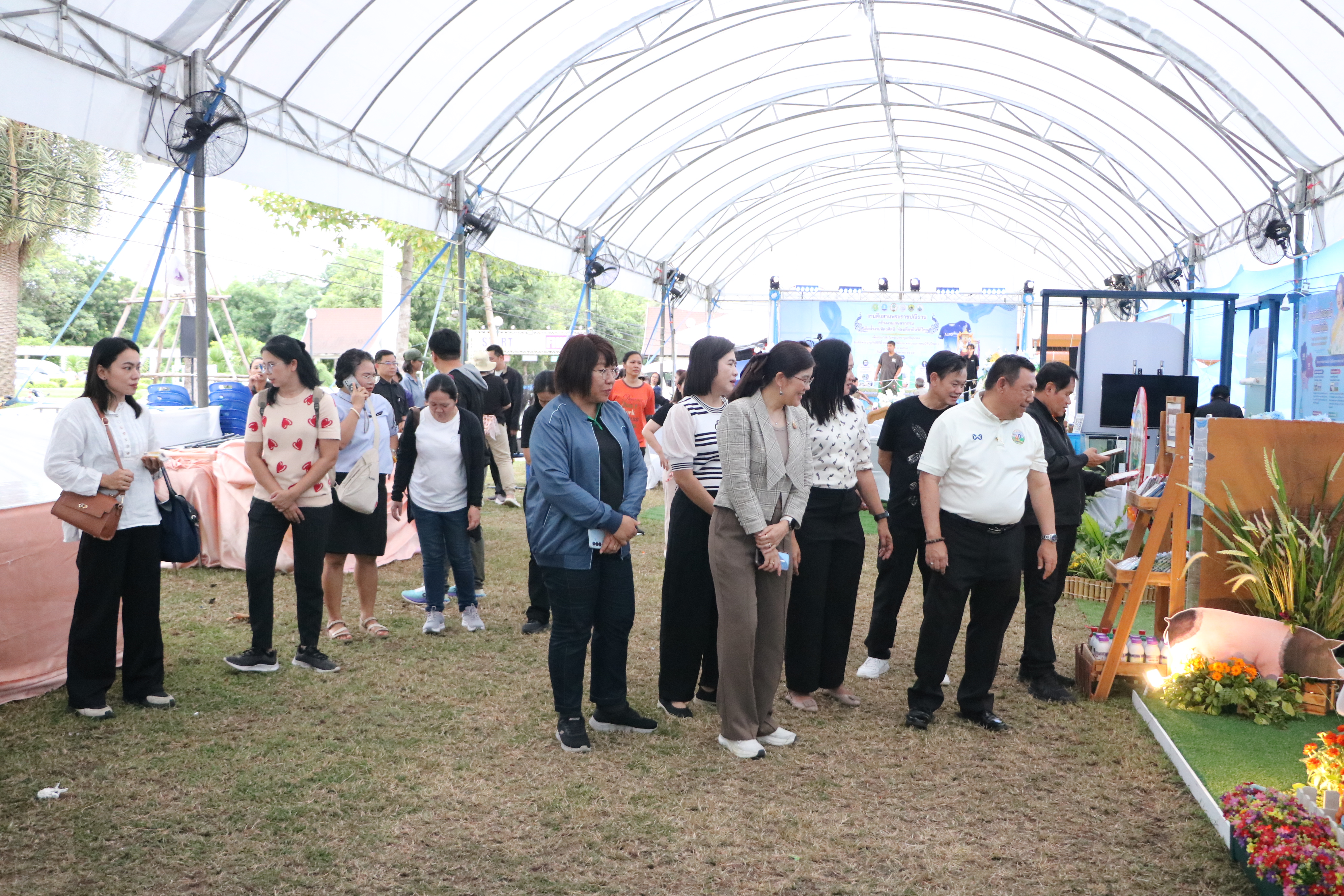 title - เลขาธิการ ส.ป.ก. เตรียมความพร้อมพิธีเปิดงาน 